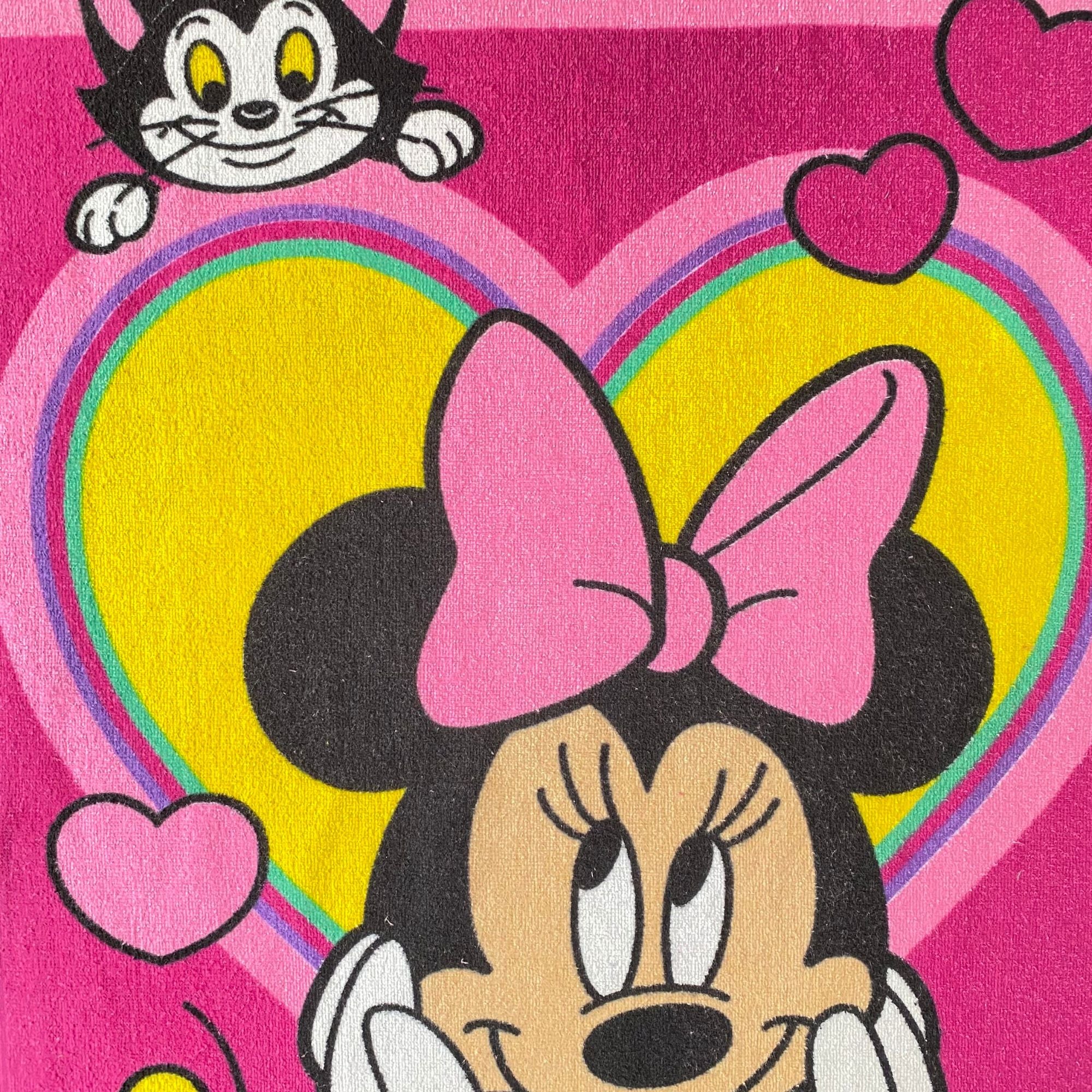 Toalla oficial de Minnie Mouse de 60 x 120 Cms.